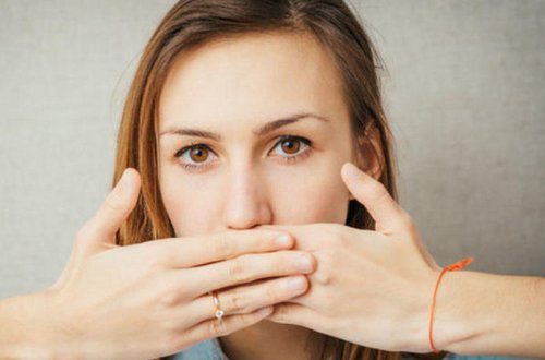 Oruc tutarkən ağızda yaranan xoşagəlməz qoxunu aradan qaldırmağın UNİKAL ÜSULLARI - FOTO