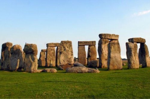 Спустя 60 лет археолог вернул украденный фрагмент Стоунхенджа