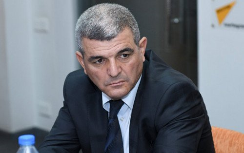 Avtovağzal şlaqbaumla cib soyur: “Heç bir ölkədə belə biabırçılıq yoxdur”