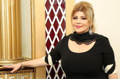 Mətanət İsgəndərlinin özündən 16 yaş kiçik aparıcı ilə səmimi FOTOsu