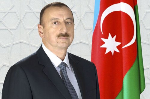 İlham Əliyev Heydər Əliyevə həsr edilmiş videoçarx paylaşdı