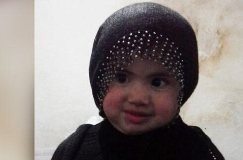 Evin qarşısında oynayan 3 yaşlı uşaq itkin düşdü - FOTO