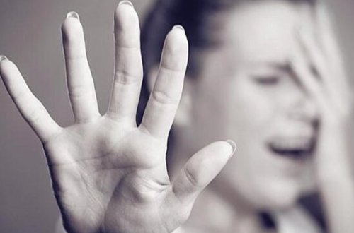 Qadına qarşı DƏHŞƏTLİ CİNAYƏT– Hədə qorxu yolu ilə...