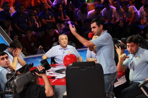 “Nar” gənclərin intellektual inkişafına töhfə verməyə davam edir