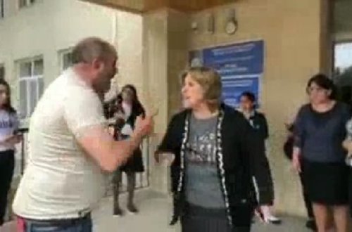İntihara cəhd edən şagirdin atası 109 saylı məktəbdə təhqir edildi- VİDEO