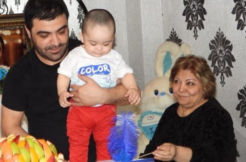 Fərda ikinci evliliyindən olan oğluna ad günü etdi - Fotolar