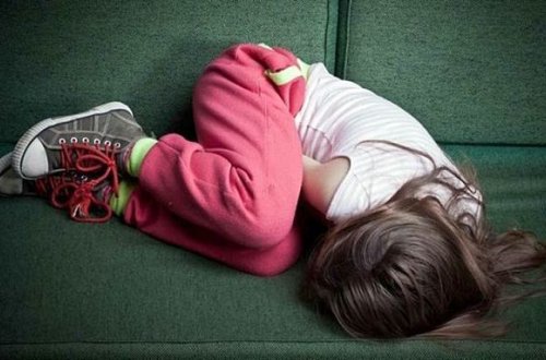 Житель Гянджи неоднократно насиловал 11-летнюю падчерицу - ПРИГОВОР