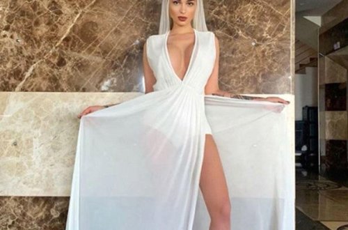 Açıq-saçıq şəkilləri ilə məşhur olan qız hicab bağladı - FOTO