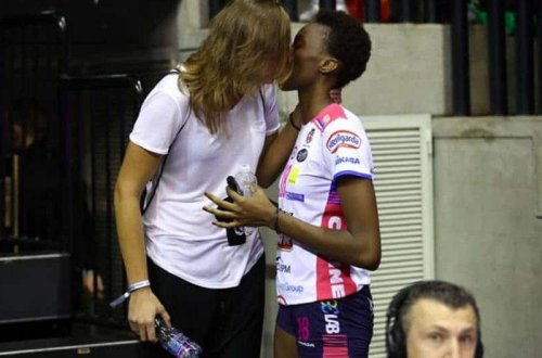 Azərbaycan çempionu lezbiyan olduğunu etiraf etdi