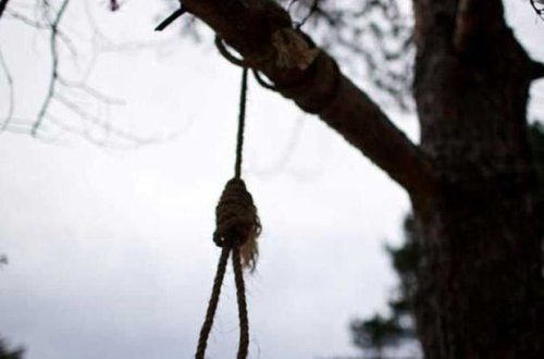 В Шеки юноша покончил с собой