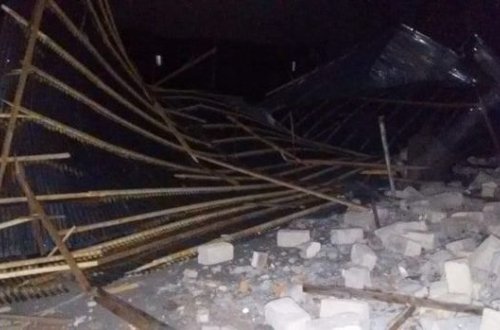 Güclü külək Gəncədə fəsad törətdi - FOTO