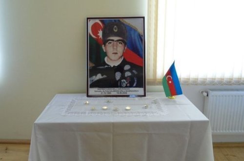 Средней школе присвоено имя Национального героя