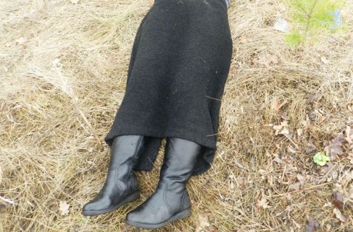 77 yaşlı anasını boğub meyiti yandırdı - Azərbaycanda dəhşət