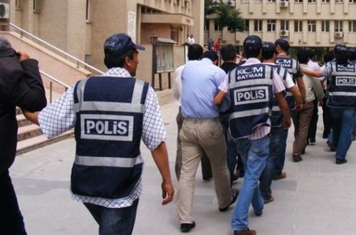 Türkiyə XİN-in 249 əməkdaşı saxlanıldı