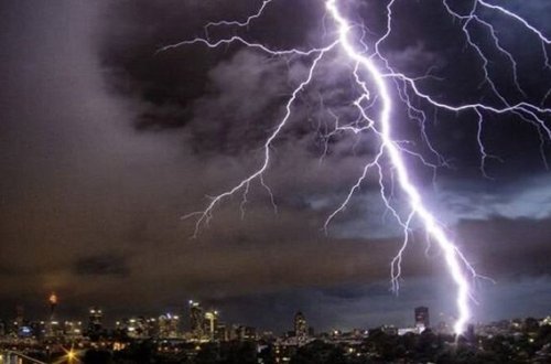Sabahın hava proqnozu: Şimşək çaxacaq, yağış yağacaq