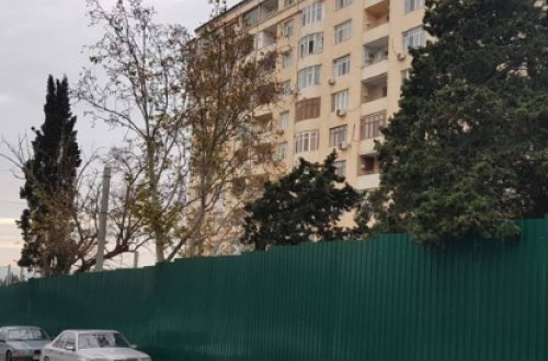 Azərbaycanlı məşhurun restoranının yolunu bağladılar: Efirdə ÜSYAN ETDİ - FOTO