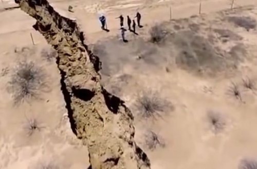 DƏHŞƏT: Yer qəfil yarıldı - Yeni okean yaranır? / VİDEO