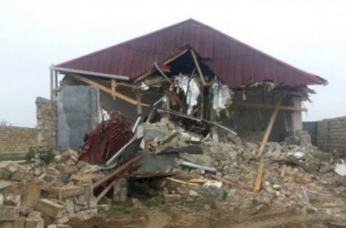 SON DƏQİQƏ: Abşeron icra başçısı İradə Gülməmmədova Fatmayidə evləri dağıtdı - FOTO