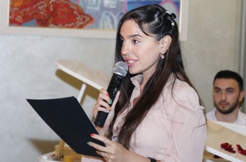 Leyla Əliyeva şeirlərini oxudu (FOTOLAR)