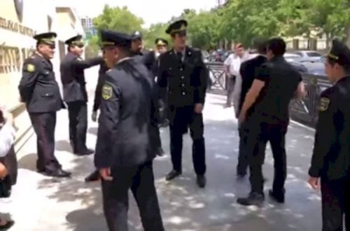 Səhiyyə Nazirliyinin qarşısında etiraz aksiyası: nazir yerində yoxdur (VİDEO)