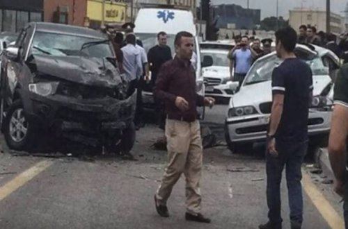 Жуткая авария в Баку: погибли отец и сын - ВИДЕО