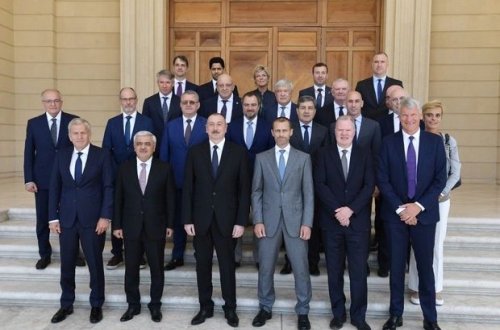 İlham Əliyev UEFA-nın nümayəndə heyətini qəbul edib - FOTO