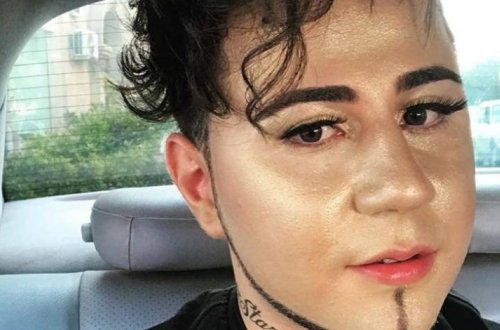 Байрам Нурлу исполнил танец в халате - ВИДЕО