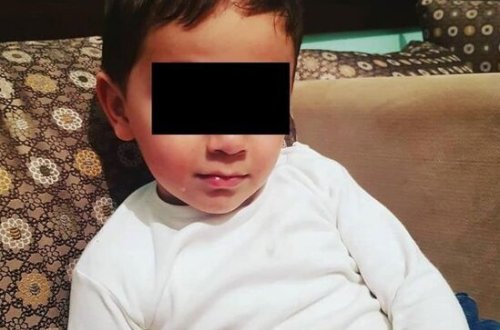 Azərbaycanda qadın uşağını baxıcıya verdi, aradan çıxdı - Polis onu axtarır