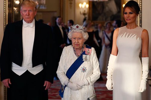 Tramp kraliça və ailəsi ilə şam yeməyində - Fotolar