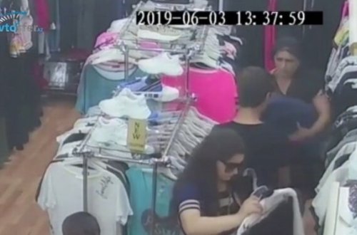 Bakıda ŞOK oğurluq: mütəşəkkil dəstə dükanı belə soydu - REAL VİDEO