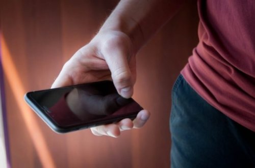 Çox onlayn olmaq kasıblıq vərdişi imiş