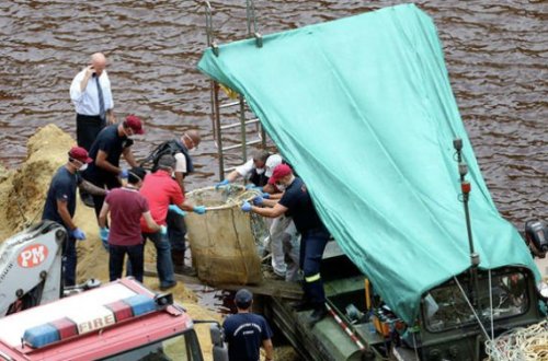 В ядовитом озере на Кипре нашли тело очередной жертвы маньяка