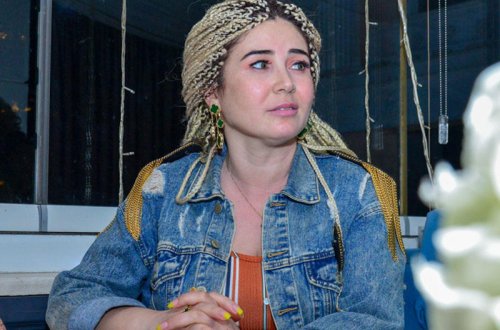 Elnarə Xəlilova həyat yoldaşının Bulvarda etdiyi evlilik təklifindən danışdı: Qəfildən üzüyü çıxardı və dedi ki... - MÜSAHİBƏ