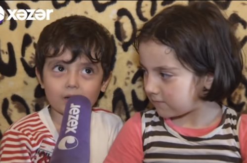 Ana 4 uşağını atıb getdi - ürək dağlayan görüntülər (VİDEO)