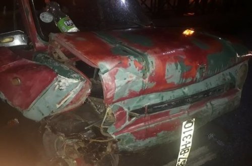 В Гяндже столкнулись Mercedes и «Запорожец»: пострадали дети - ФОТО