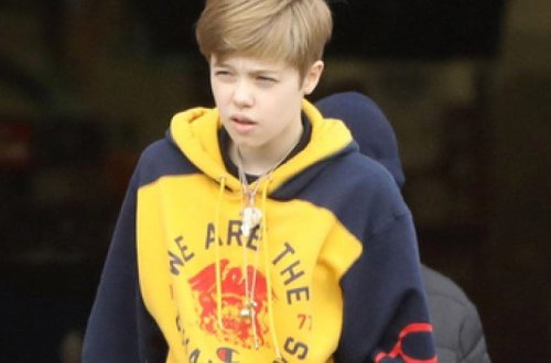 Дочь Анджелины Джоли начала готовиться к смене пола