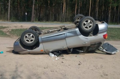 В Кюрдемире перевернулся автомобиль