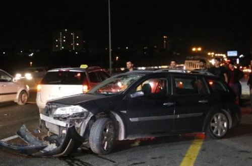 В Баку водитель написал завещание и совершил ДТП - ВИДЕО