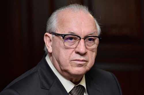 Cahangir Əsgərov üçün şok – İşdən çıxardığı adam vəzifəsinə bərpa olundu