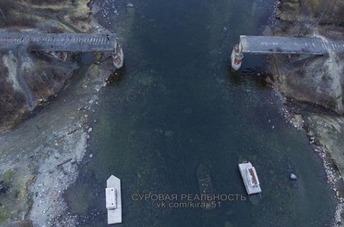 В Мурманске украли мост через реку - ФОТО