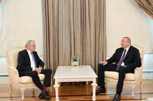 Ильхам Алиев провел встречу