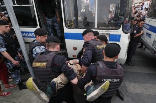 Протесты в Москве: сотни задержанных - ФОТО/ВИДЕО - ОБНОВЛЕНО