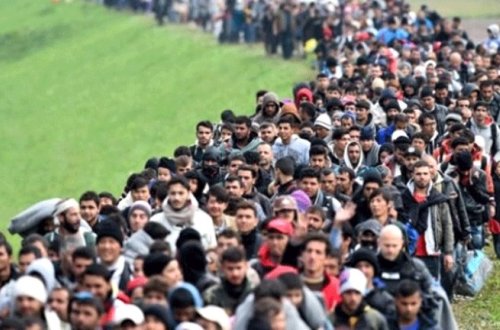 Norveçdə biabırçılıq — Keçmiş nazir üç miqrant kişini zorladı