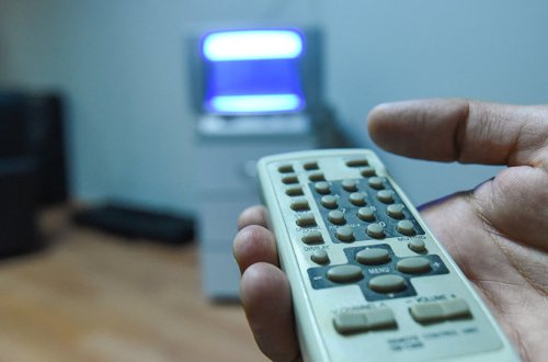 Куда катятся азербайджанские телеканалы?