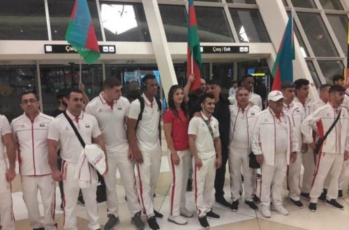 Azərbaycan idmançıları II Avropa oyunlarına yola salındı - FOTO