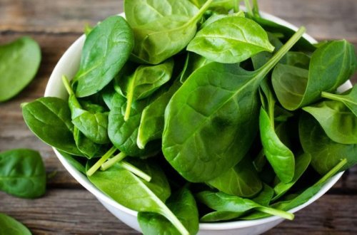 Yaşlı insanlar ispanaq və brokkoli çox yeməlidir - Gəzə bilməməyin səbəbi budur