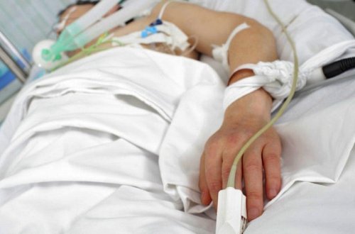 Упавший с 5-го этажа подросток скончался – ОБНОВЛЕНО