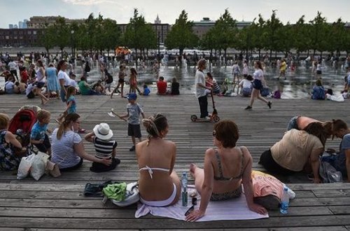 Anomal istilər: ruslar küçələrdə - FOTO