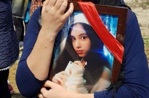 Осквернена могила Элины Гаджиевой