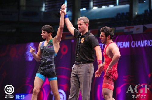Güləşçimiz ermənini məğlub edib Avropa çempionu oldu - VİDEO